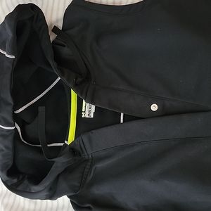 Under Armour black vest